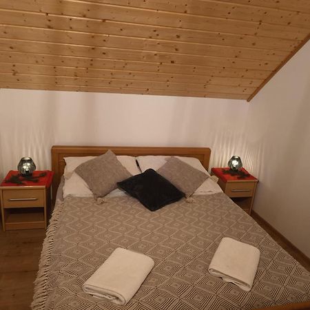 Bieszczadzka Dolina U Magdy Villa Zlobek  Exteriör bild